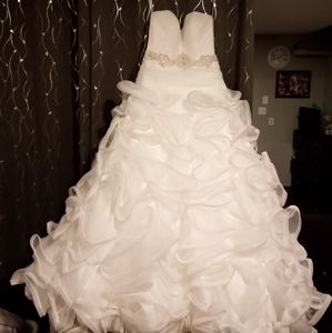 Wedding dress